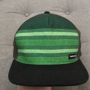 🌟Hurley Flat bill Trucker Hat- Adjustable🌟